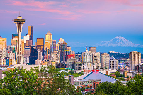 Seattle skyline with Mount Rainier in background